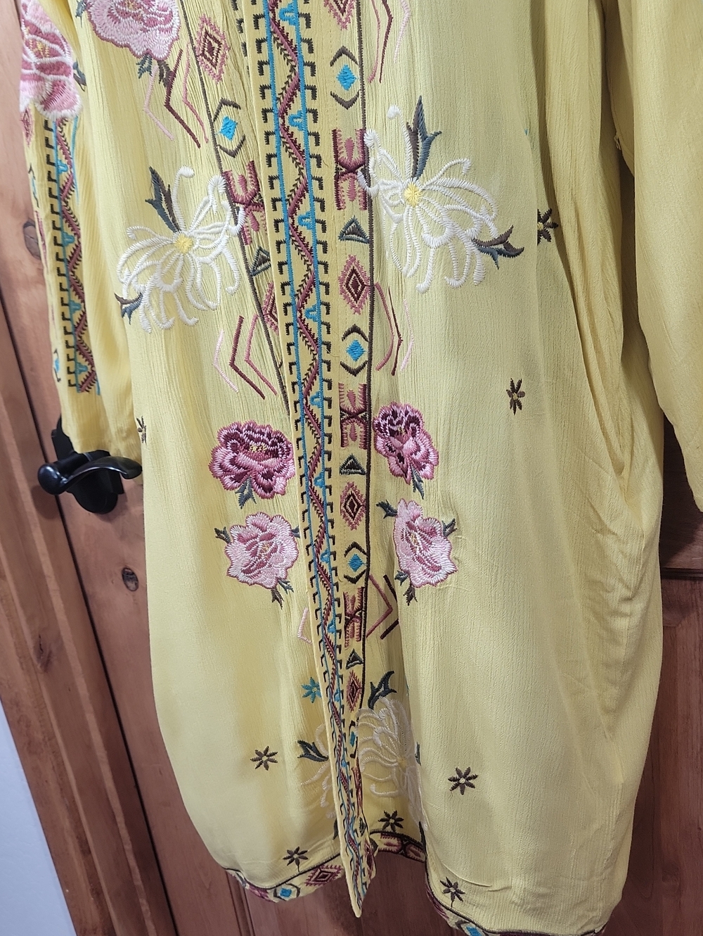 Paparazzi Embroidered Duster - Picture 5 of 16
